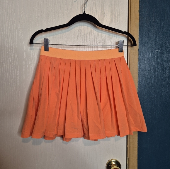 752 Athleta girl Vibrant Orange Mini Skirt - Picture 1 of 3